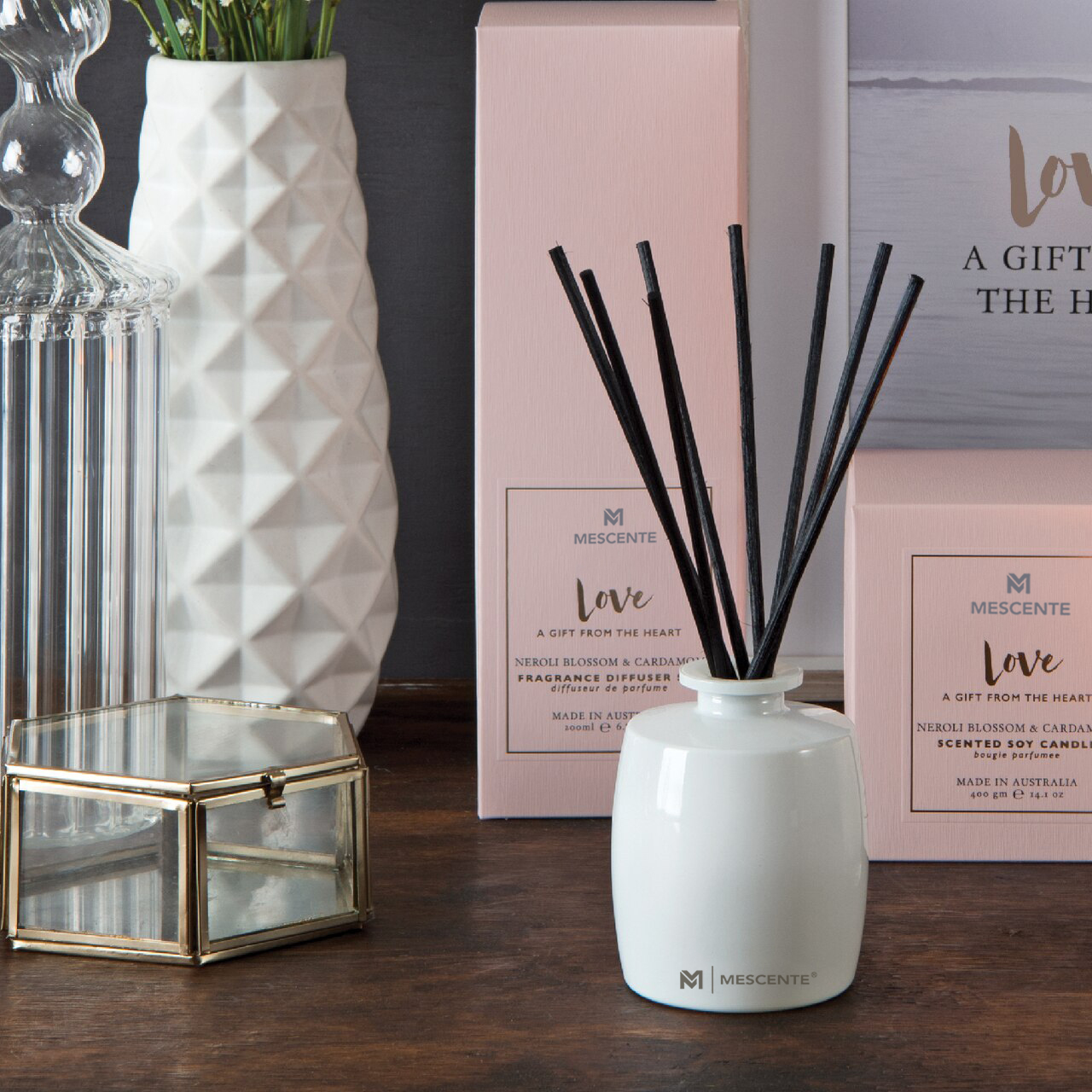 M&Scent Große Glasflasche Home Essentials Aroma Reed Diffuser Geschenkset mit Rattanstäbchen