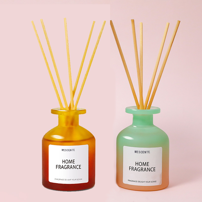Großhandel einzigartige Glasflasche Duftblumen Reed Diffuser Öl Nachfüllen mit Verpackungsboxen Geschenkset