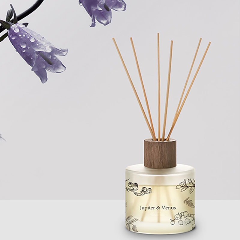 M&Scent Großhandel, luxuriöser individueller dekorativer bernsteinfarbener Glas-No-Fire-einzigartiger transparenter Blumenaroma-Red-Diffusor