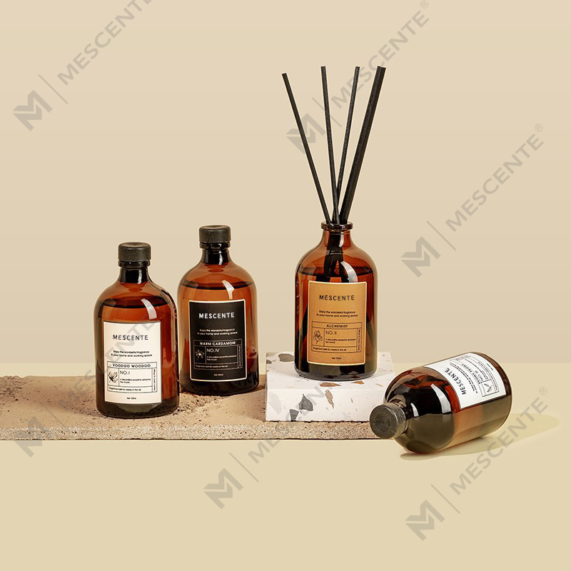 Großes Schwarz und Gold, 100 ml, schillerndes Luxusglas, bunte Stäbchen, Faser-Schilfdiffusor, Lufterfrischer, Lösungsmittel