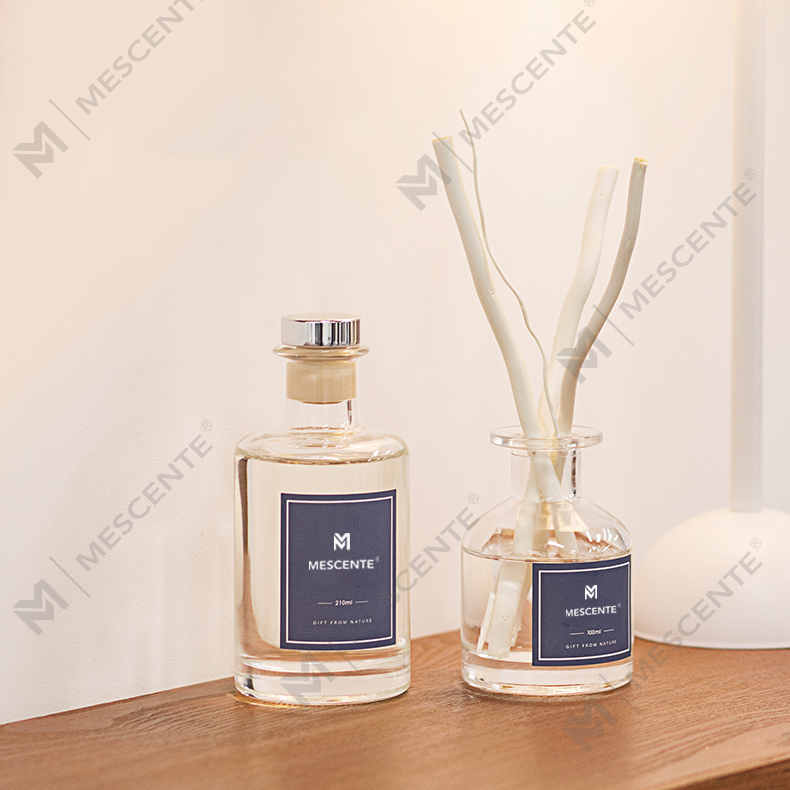 M&Scent Großhandel Luxus-Glasflasche 2025 Neuankömmling Neuestes Design Reed-Diffusor