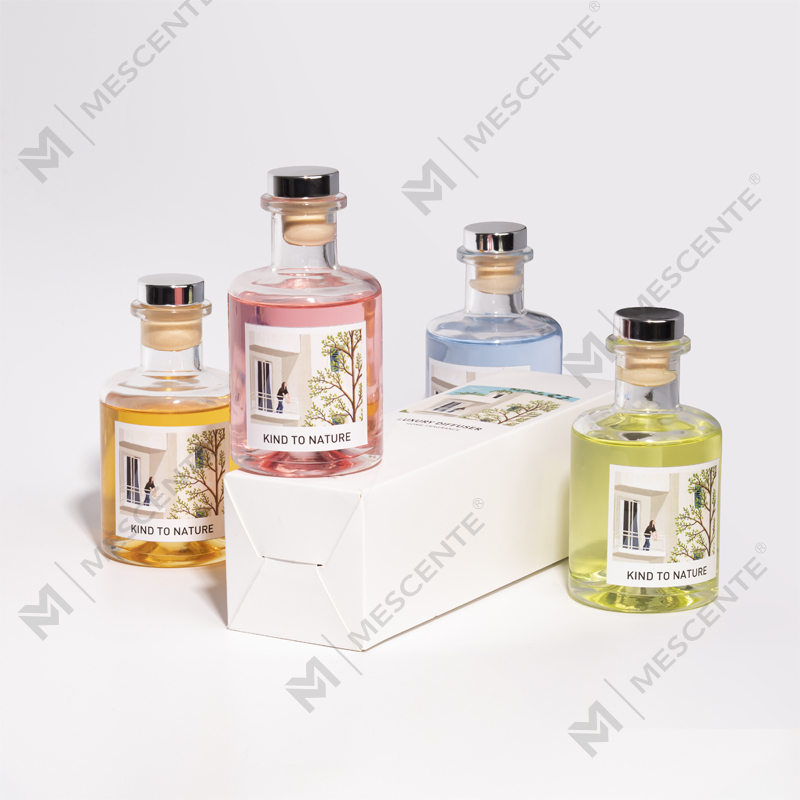 M&Scent Luxus 200 ml individuell gestaltete weiße Flasche aus Holzstäbchen, Duftstäbchen-Diffusor mit Box
