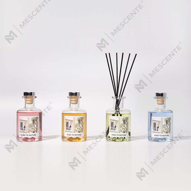 M&Scent Luxuriöser, dekorativer Duftdiffusor aus ätherischen Ölen in großer Flasche mit Geschenkset aus getrockneten Blumen