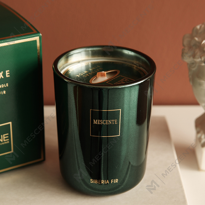 M&Scent Großhandel maßgeschneiderte luxuriöse Private-Label-Säulen-Duftkerze mit Sojawachs und Holzdocht