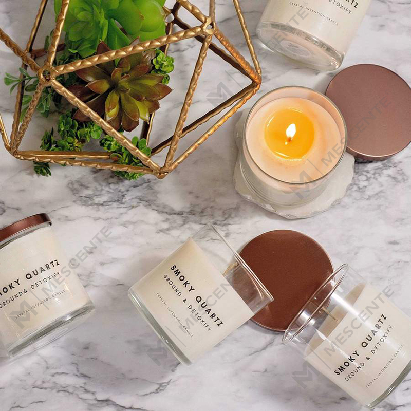 Neue Produktideen von M&Scente, mit Heilkristallen angereicherte handgefertigte Duftkerzen aus Sojawachs