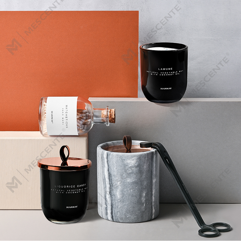 M&Scent Wholesale Luxus-Sojawachskerzen mit kundenspezifischer Dekoration und Privatmarke aus schwarzem Glas mit Kristallduft