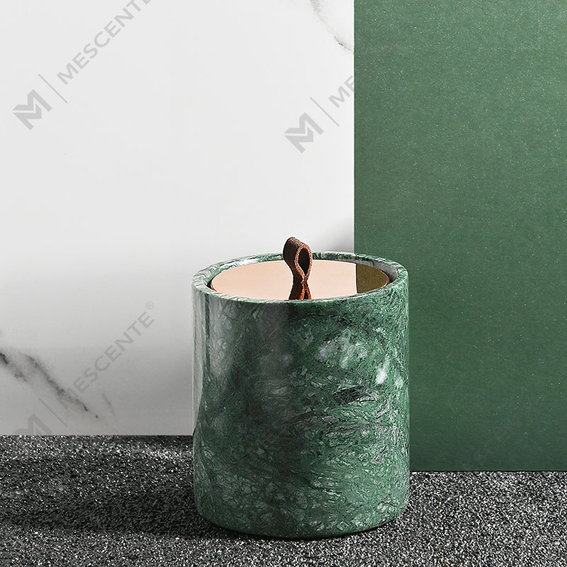 M&Scent Wholesale Luxus-Sojawachskerzen mit kundenspezifischer Dekoration und Privatmarke aus schwarzem Glas mit Kristallduft