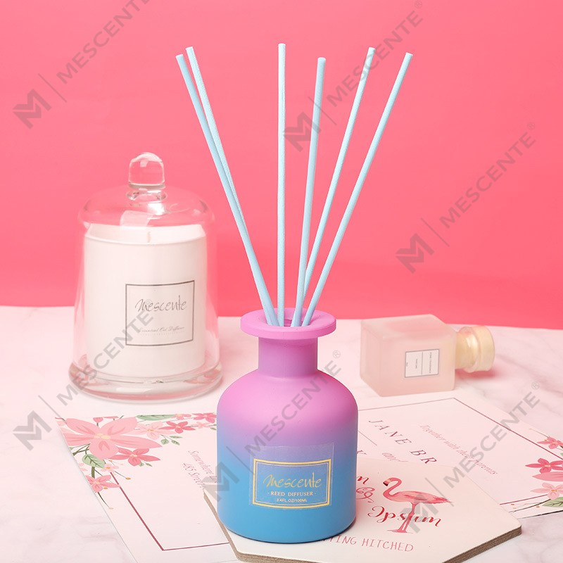 M&Scent Private Label Raumduft-Rediffusor in runder Flasche