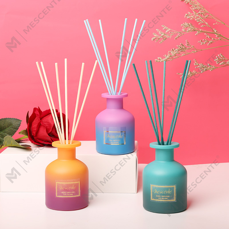 M&Scent Private Label Raumduft-Rediffusor in runder Flasche