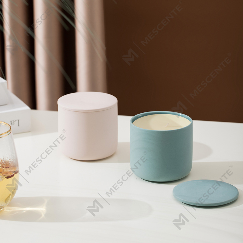 M&Scent Wholesale Custom Modernes großes 3-Docht-Weihnachtskerzenglas mit silbernem, weißem Frosting und Bambusdeckel