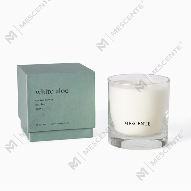 Passen Sie das Duftkerzen-Set „White Barn Dry Flower Cake“ mit Deckel individuell an