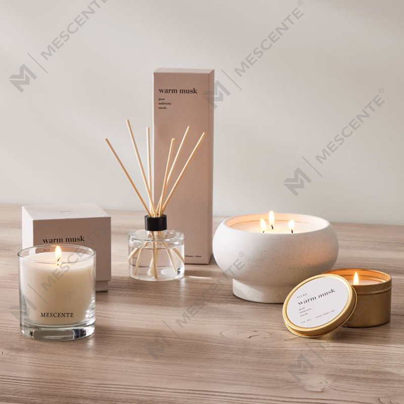 M&Scent maßgeschneiderter Luxus-Eigenmarken-Blumen-Red-Diffusor mit Box
