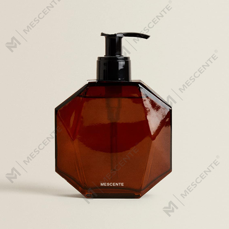 Private Label Raumspray mit ätherischen Ölen mit Box M&scent Custom Luxus-Raum- und Leinen-Lufterfrischer Glasflasche, Farbbox-Flüssigkeit