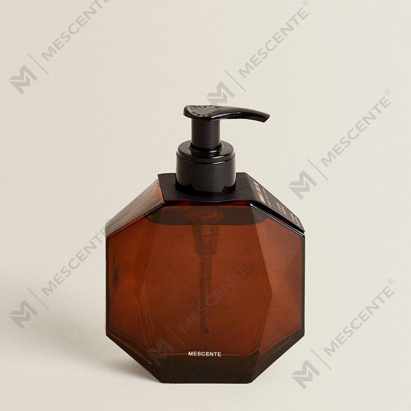 Private Label Raumspray mit ätherischen Ölen mit Box M&scent Custom Luxus-Raum- und Leinen-Lufterfrischer Glasflasche, Farbbox-Flüssigkeit