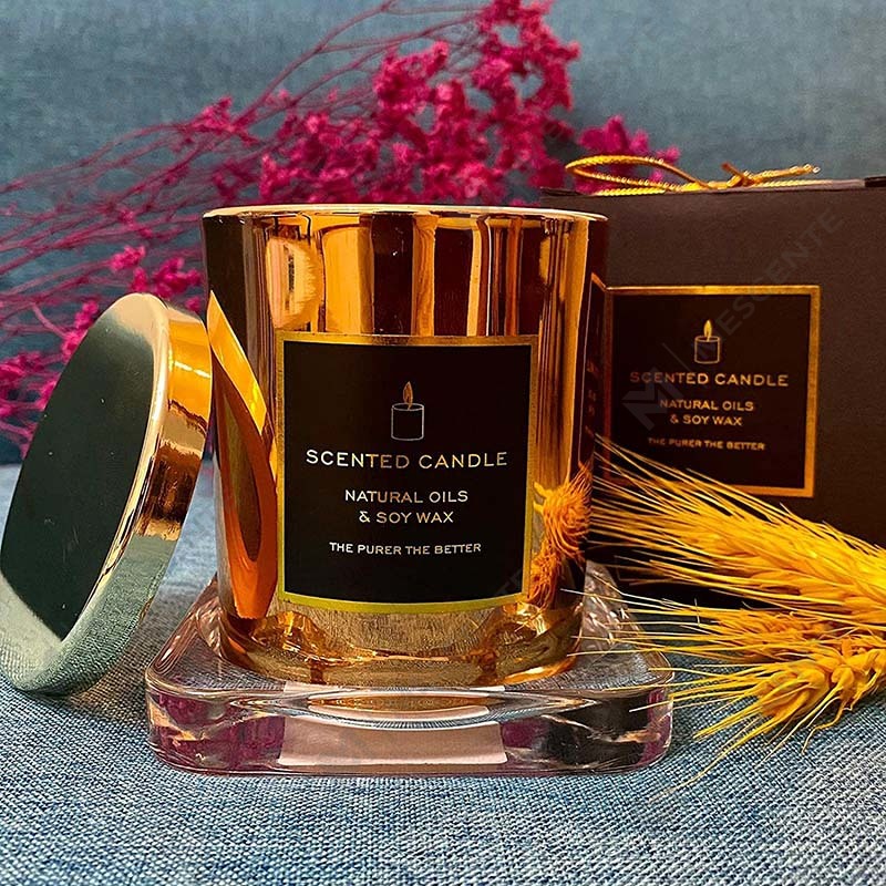 Neue luxuriöse, sehr stark duftende natürliche Soja-Gold-Metall-Glasdose mit Deckel in Roségold, entspannende Aromatherapie-Kerze