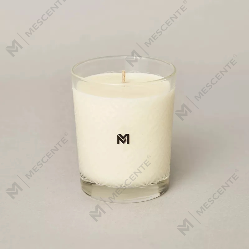M&Scent Großhandel Neue Luxus-Sojakerze mit kundenspezifischem Private-Label-Weihnachtskristallglas und Kerzen-Duft-Sojakerze mit Deckel